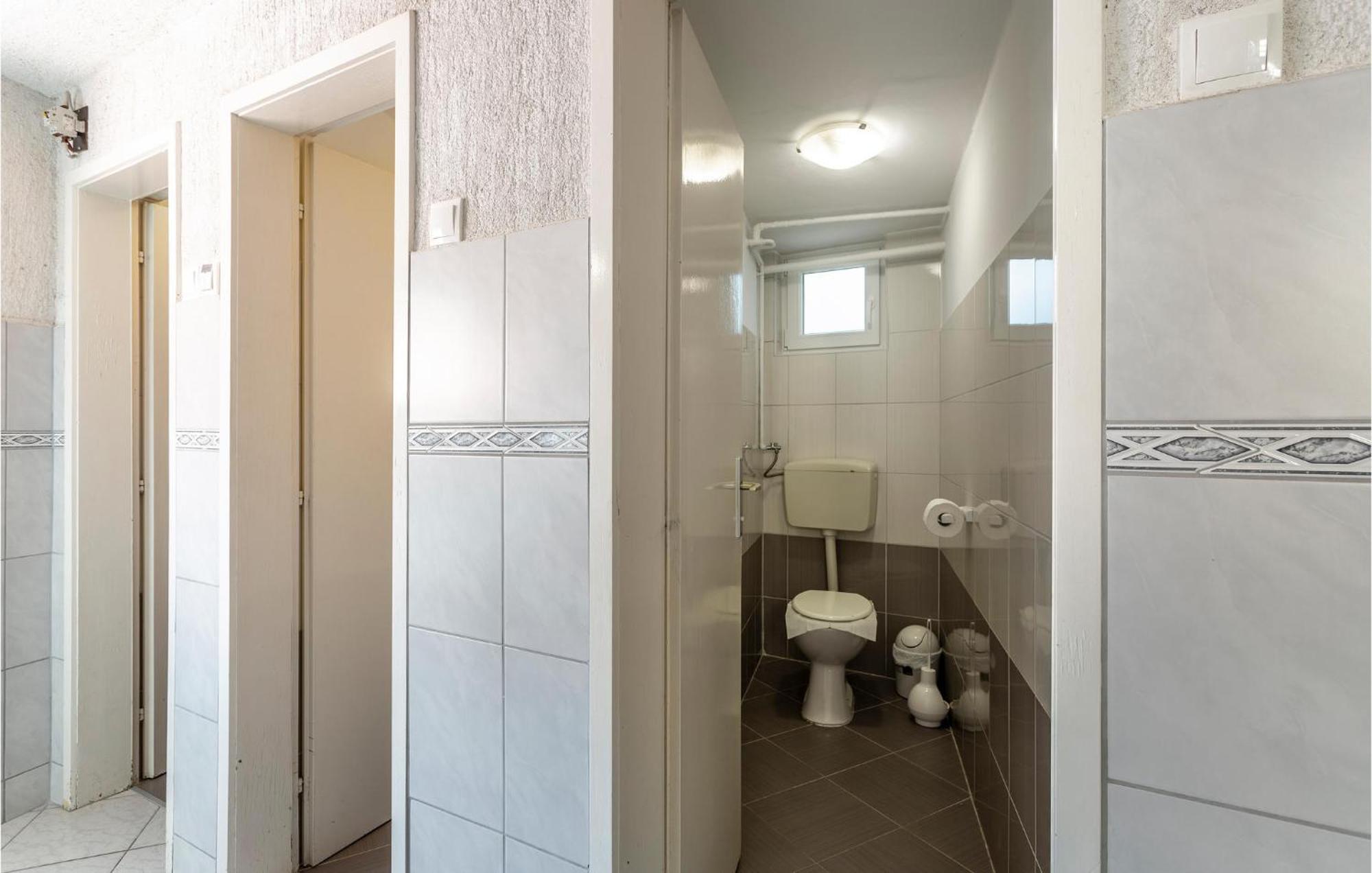 Cozy Home In Omisalj With Kitchen Dış mekan fotoğraf